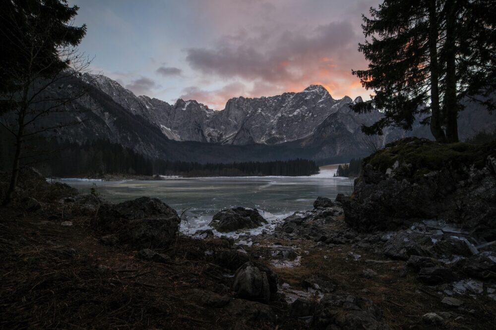 Udforsk den betagende Circle Road fra Kranjska Gora gennem Vršič Pass Trenta Bovec Mangart og videre.
